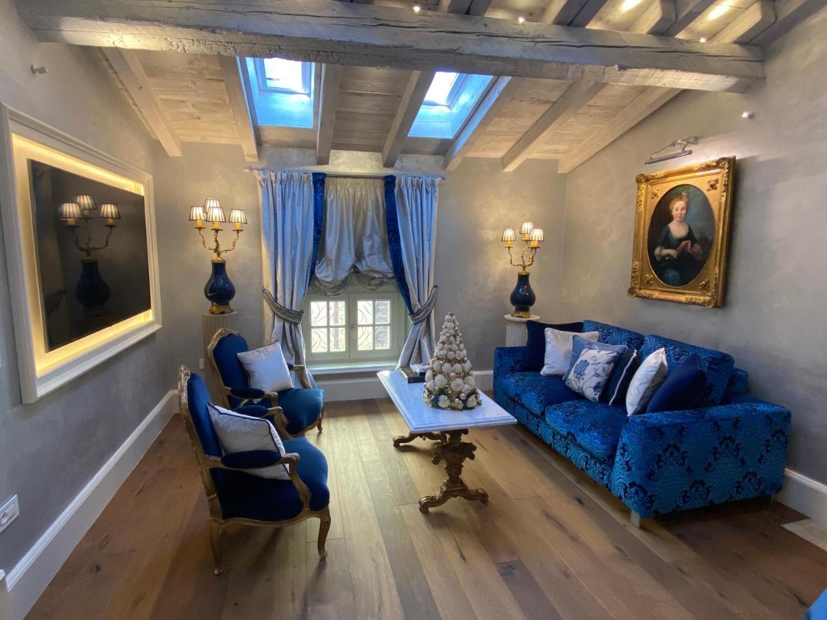 Antica Dimora Desenzano Hotel เดเซนซาโนเดลการ์ดา ภายนอก รูปภาพ